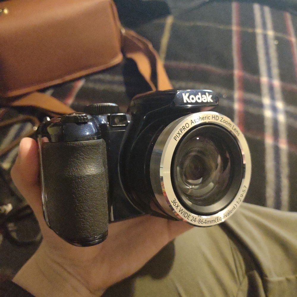 Kodak PixPro AZ361